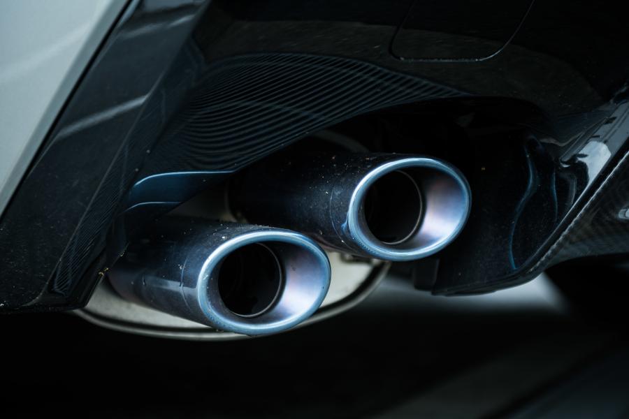 Детали экстерьера Lexus RC F Performance Package 2019 года  (JP) (фото 29 из 31)